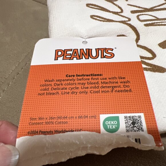 Peanuts Snoopy Charlie Brown Set If 2 Kitchen Towels “Hello Pumpkin “ - Picture 10 of 14